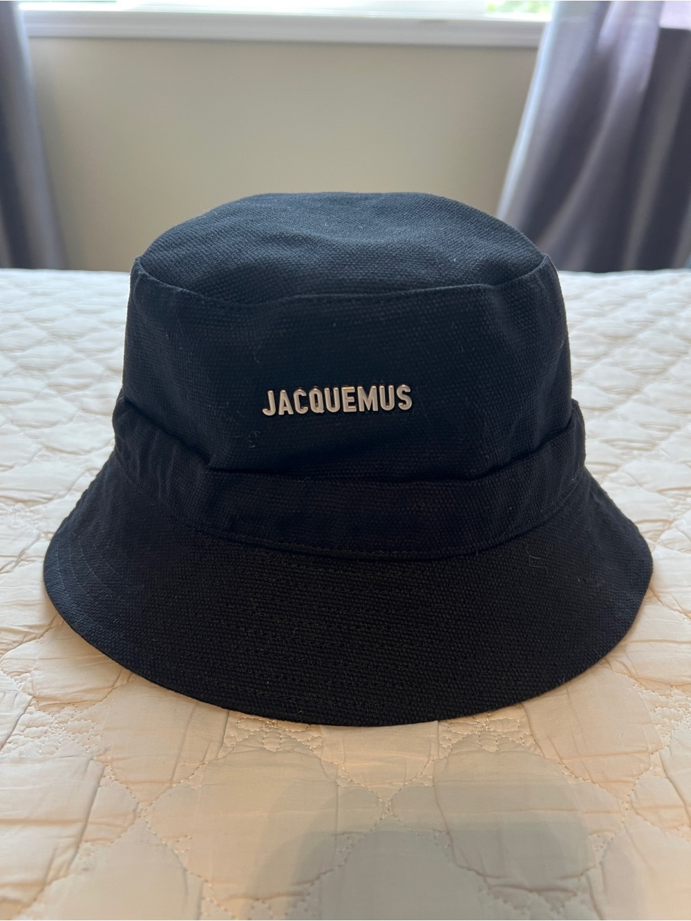 Jacquemus black bucket hat